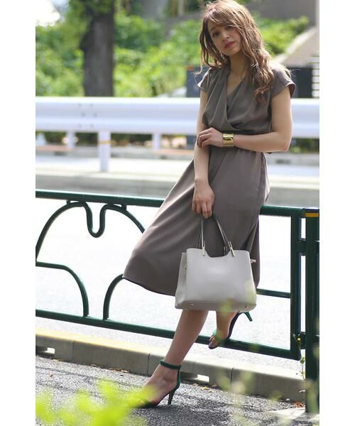 ベルト付き♪ とろみカシュクールワンピース M ナチュラルビューティーベーシック ベルト付き♪ とろみカシュクールワンピース M ナチュラル