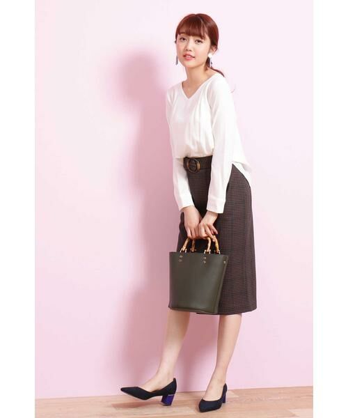 ＊＊N.Natural Beauty Basic / エヌ ナチュラルビューティーベーシック シャツ・ブラウス | タックドレープＶネックブラウス | 詳細4