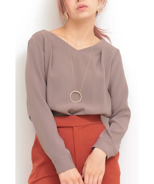 ＊＊N.Natural Beauty Basic / エヌ ナチュラルビューティーベーシック シャツ・ブラウス | タックドレープＶネックブラウス（モカブラウン）