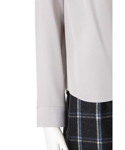 ＊＊N.Natural Beauty Basic / エヌ ナチュラルビューティーベーシック シャツ・ブラウス | タックドレープVネックブラウス | 詳細18