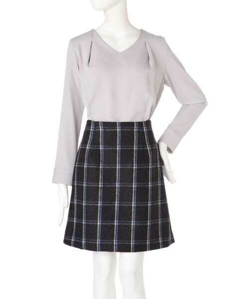 ＊＊N.Natural Beauty Basic / エヌ ナチュラルビューティーベーシック シャツ・ブラウス | タックドレープVネックブラウス | 詳細13