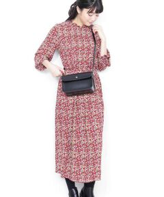 プリーツマキシワンピース