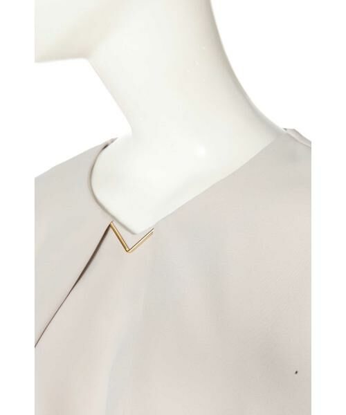 ＊＊N.Natural Beauty Basic / エヌ ナチュラルビューティーベーシック シャツ・ブラウス | Ｖネックパーツ付とろみブラウス | 詳細18