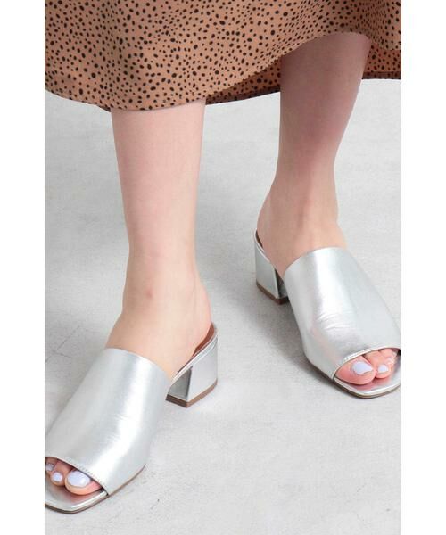 ＊＊N.Natural Beauty Basic / エヌ ナチュラルビューティーベーシック サンダル | チャンキーヒールサボ（シルバー）