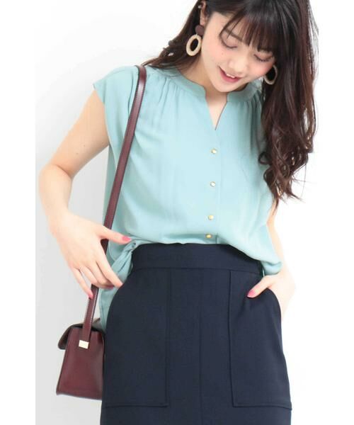 ＊＊N.Natural Beauty Basic / エヌ ナチュラルビューティーベーシック シャツ・ブラウス | ゴールドパーツ釦ブラウス（ミントグリーン）