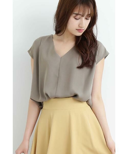 ＊＊N.Natural Beauty Basic / エヌ ナチュラルビューティーベーシック シャツ・ブラウス | タックドレープノースリーブブラウス（カーキ）