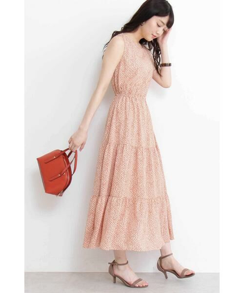 ＊＊N.Natural Beauty Basic / エヌ ナチュラルビューティーベーシック ワンピース | ティアードマキシワンピース（オフ×オレンジフラワー1）