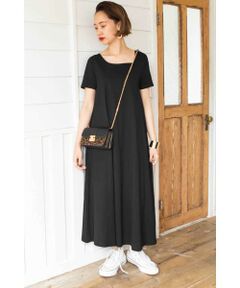 イレギュラーネックカットマキシワンピース
