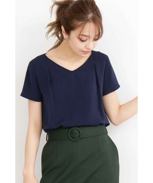 ＊＊N.Natural Beauty Basic / エヌ ナチュラルビューティーベーシック シャツ・ブラウス | タックドレープVネック半袖ブラウス（ネイビー）