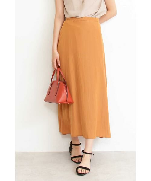 ＊＊N.Natural Beauty Basic / エヌ ナチュラルビューティーベーシック スカート | パウダーサテンマキシスカート（キャメル1）