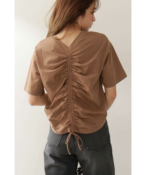 ＊＊N.Natural Beauty Basic / エヌ ナチュラルビューティーベーシック カットソー | バックシャーリングTシャツ（ブラウン）