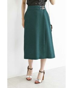 ベルトマークラップ風スカート