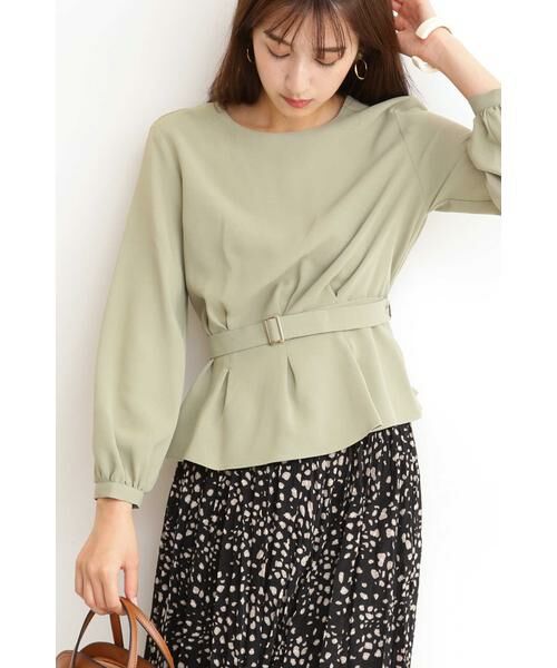 ＊＊N.Natural Beauty Basic / エヌ ナチュラルビューティーベーシック シャツ・ブラウス | ウエストタックペプラムブラウス（ライトグリーン）
