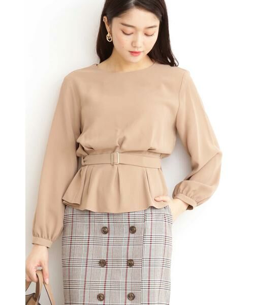 ＊＊N.Natural Beauty Basic / エヌ ナチュラルビューティーベーシック シャツ・ブラウス | ウエストタックペプラムブラウス（ベージュ）