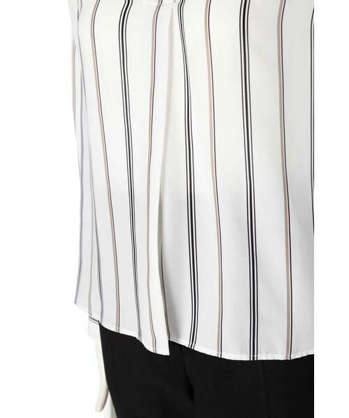 ＊＊N.Natural Beauty Basic / エヌ ナチュラルビューティーベーシック シャツ・ブラウス | ガルーダドビーシャツ Vネック | 詳細9