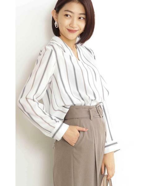 ＊＊N.Natural Beauty Basic / エヌ ナチュラルビューティーベーシック シャツ・ブラウス | ガルーダドビーシャツ Vネック（ストライプ1）