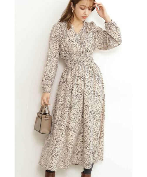 ＊＊N.Natural Beauty Basic / エヌ ナチュラルビューティーベーシック ワンピース | スタンドカラーシャーリングマキシワンピース（オフ×グレージュ1）