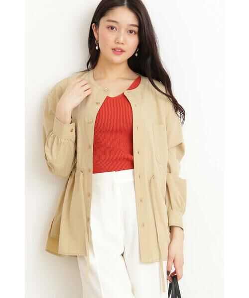 ＊＊N.Natural Beauty Basic / エヌ ナチュラルビューティーベーシック シャツ・ブラウス | ウエストシャーリングノーカラーシャツ（ベージュ）