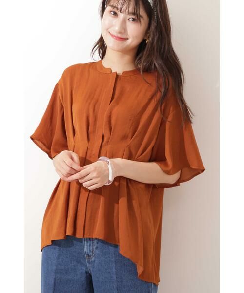 ＊＊N.Natural Beauty Basic / エヌ ナチュラルビューティーベーシック シャツ・ブラウス | ヴィンテージライクサテンタックフレアブラウス（オレンジ）