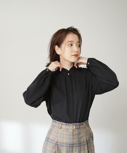 ＊＊N.Natural Beauty Basic / エヌ ナチュラルビューティーベーシック シャツ・ブラウス | キリピコフリルネックブラウス（ブラック）