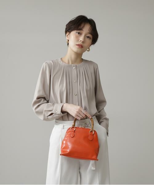 ＊＊N.Natural Beauty Basic / エヌ ナチュラルビューティーベーシック シャツ・ブラウス | タッキングネックブラウス（ベージュ）