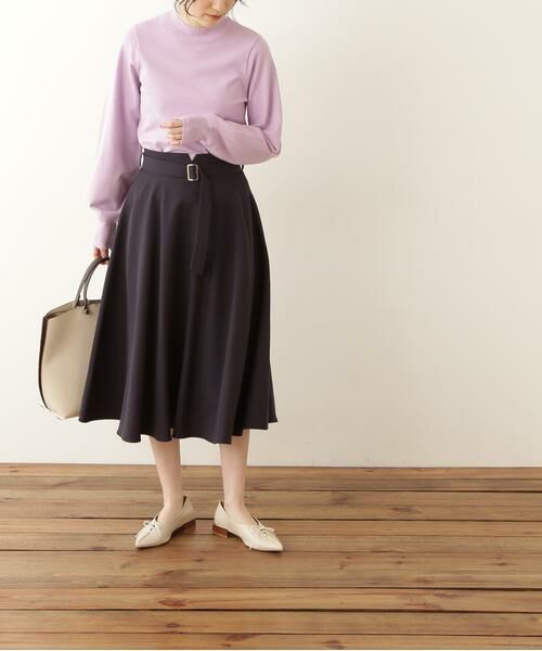 ＊＊N.Natural Beauty Basic / エヌ ナチュラルビューティーベーシック スカート | ゴールドバックルフレアスカート（ネイビー）