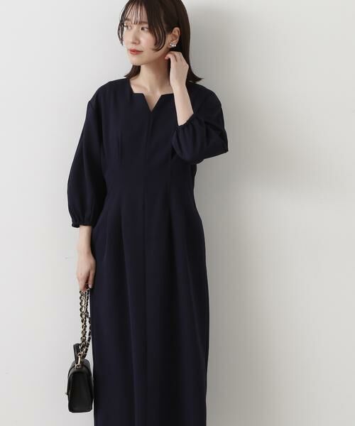 ＊＊N.Natural Beauty Basic / エヌ ナチュラルビューティーベーシック ワンピース | ウエストタックキーネックワンピース（ネイビー）