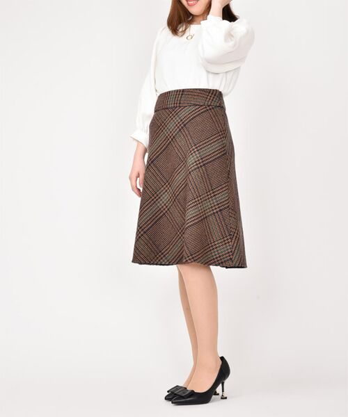 小さいサイズ OVER TWENTY スカート - ひざ丈スカート