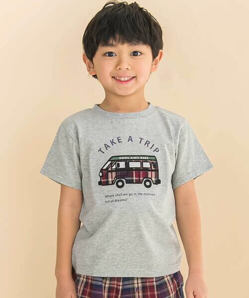 Noeil aime BeBe/ノイユ エーム べべ 天竺クルマパッチ刺しゅう半袖Tシャツ(80~130cm) グレー 80cm Noeil aime BeBe/ノイユ エーム べべ 天竺クルマパッチ刺しゅう半袖Tシャツ(80~130cm) グレー 80cm