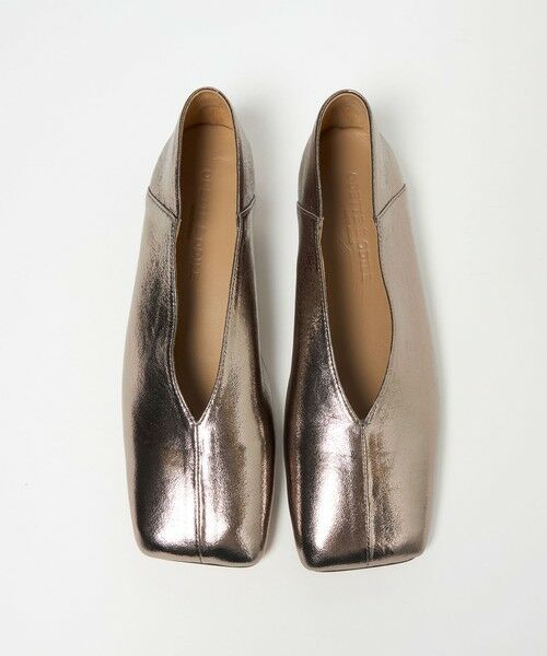 ODETTE E ODILE/オデット エ オディール オブリークスクエアトゥフラット15↓↑ GOLD 23.5cm ODETTE E ODILE/オデット エ オディール オブリークスクエアトゥフラット15↓↑ GOLD 23.5cm