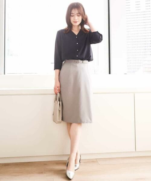 OFUON / オフオン シャツ・ブラウス | サテンジョーゼットVネックブラウス/洗える/WEB限定サイズあり | 詳細3