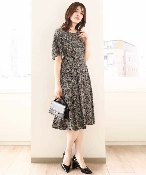 OFUON / オフオン ロング・マキシ丈ワンピース | フレアスリーブ小花柄ワンピース/洗える/WEB限定サイズあり | 詳細3