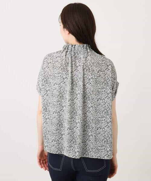 OFUON / オフオン シャツ・ブラウス | モノトーンリーフ柄ブラウス/洗える/WEB限定サイズあり | 詳細16