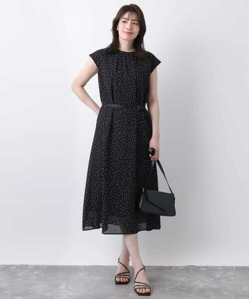 OFUON / オフオン ロング・マキシ丈ワンピース | ドット柄シアーサッカーワンピース/洗える/WEB限定 | 詳細1