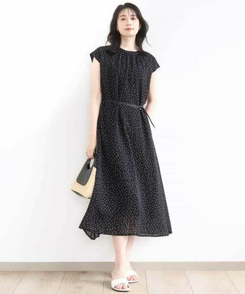 OFUON / オフオン ロング・マキシ丈ワンピース | ドット柄シアーサッカーワンピース/洗える/WEB限定 | 詳細4