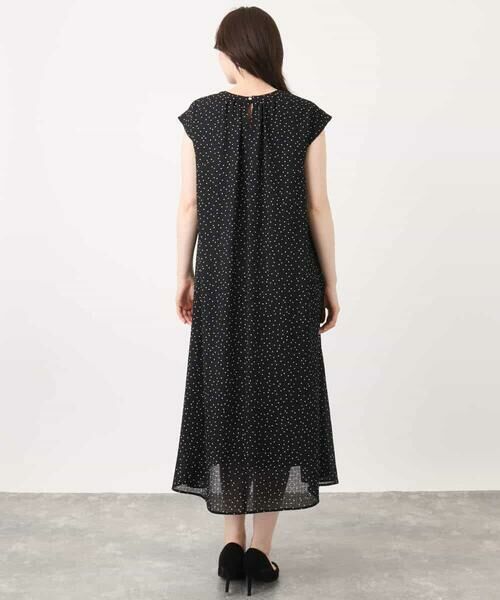 OFUON / オフオン ロング・マキシ丈ワンピース | ドット柄シアーサッカーワンピース/洗える/WEB限定 | 詳細7