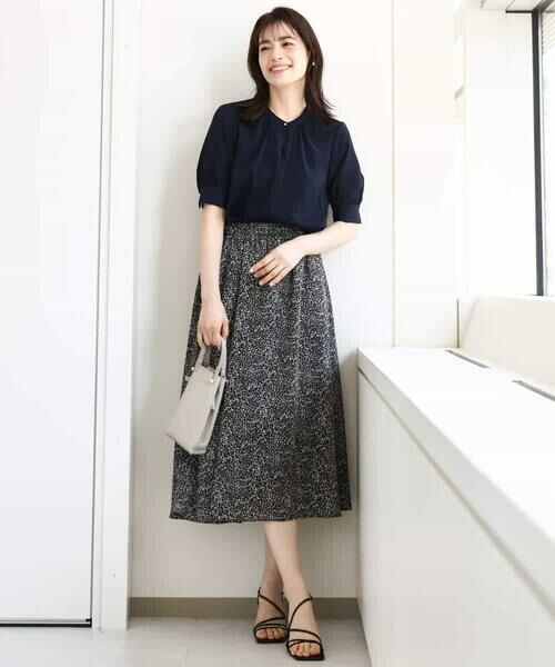 OFUON / オフオン ロング・マキシ丈スカート | モノトーンリーフ柄フレアースカート/洗える | 詳細3