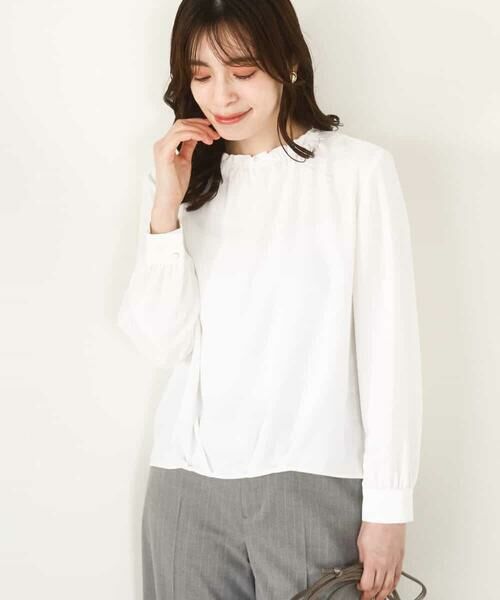 OFUON / オフオン シャツ・ブラウス | シャーリングネックデザインブラウス/洗える/WEB限定サイズあり | 詳細1
