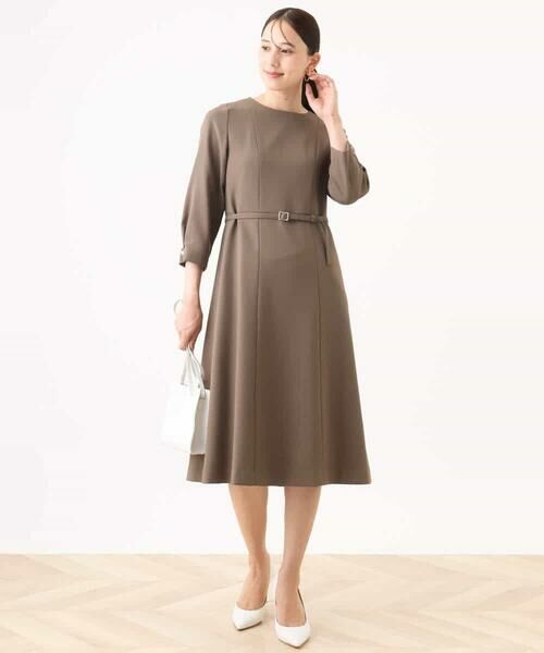 OFUON / オフオン ロング・マキシ丈ワンピース | [セットアップ対応]ベルト付きタックワンピース/洗える/WEB限定サイズあり | 詳細10