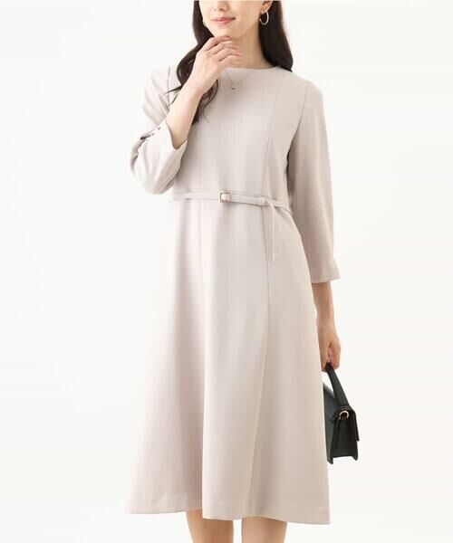 OFUON/オフオン [セットアップ対応]ベルト付きタックワンピース/洗える/WEB限定サイズあり ベージュ M