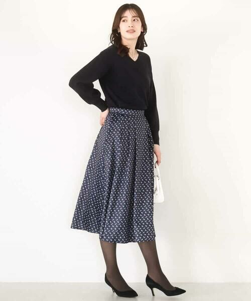 OFUON / オフオン ロング・マキシ丈スカート | 幾何柄タックフレアースカート/洗える | 詳細3