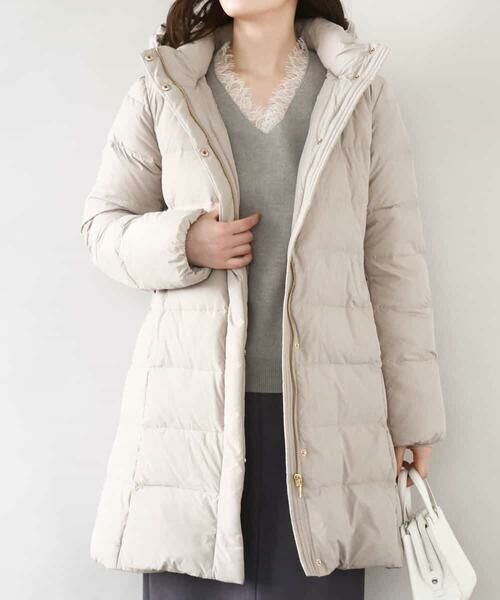 OFUON/オフオン ベルト付きスムースタフタロングダウン/WEB限定サイズあり ベージュ L OFUON/オフオン ベルト付きスムースタフタロングダウン/WEB限定サイズあり ベージュ L