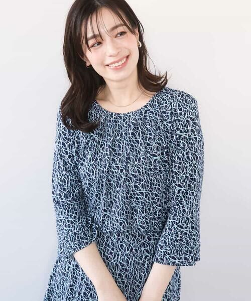 OFUON / オフオン シャツ・ブラウス | カリグラフィープリント フレアー袖ジャージブラウス/洗える/WEB限定サイズあり（ネイビー）