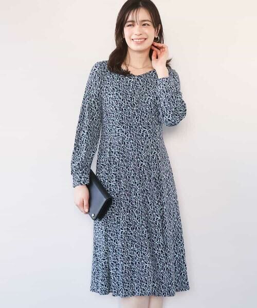 OFUON / オフオン ロング・マキシ丈ワンピース | カリグラフィープリント ジャージワンピース/洗える/WEB限定サイズあり（ネイビー）