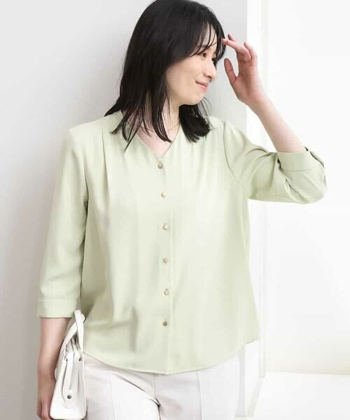 OFUON / オフオン シャツ・ブラウス | サテンジョーゼットVネックブラウス/UVカット/接触冷感/洗濯機で洗える/WEB限定サイズあり | 詳細3