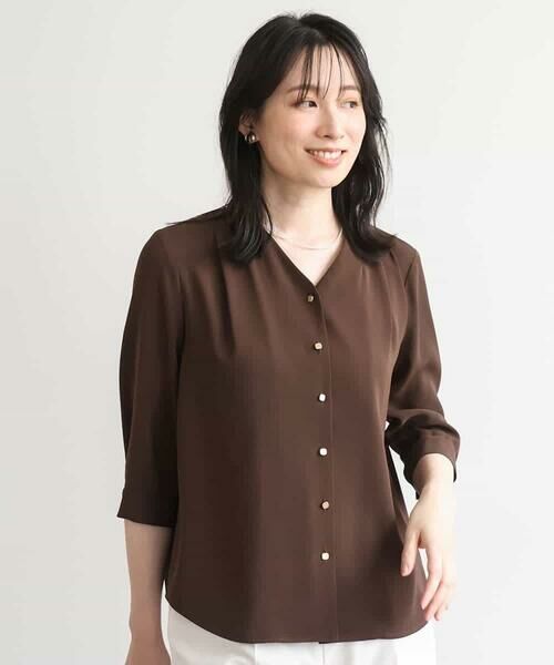 OFUON / オフオン シャツ・ブラウス | サテンジョーゼットVネックブラウス/UVカット/接触冷感/洗濯機で洗える/WEB限定サイズあり | 詳細6