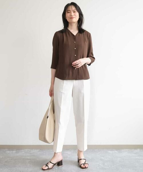 OFUON / オフオン シャツ・ブラウス | サテンジョーゼットVネックブラウス/UVカット/接触冷感/洗濯機で洗える/WEB限定サイズあり | 詳細9