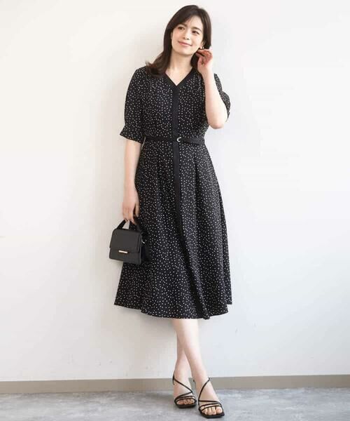 OFUON / オフオン ロング・マキシ丈ワンピース | ドット柄ウエストタックワンピース/洗濯機で洗える/WEB限定サイズあり | 詳細2
