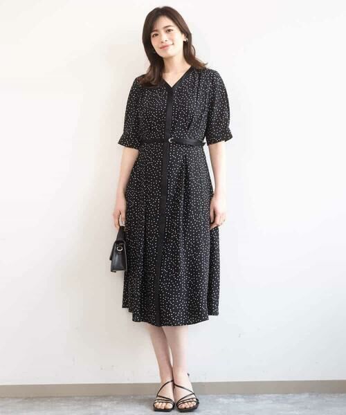 OFUON / オフオン ロング・マキシ丈ワンピース | ドット柄ウエストタックワンピース/洗濯機で洗える/WEB限定サイズあり | 詳細3