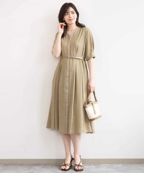 OFUON / オフオン ロング・マキシ丈ワンピース | ドット柄ウエストタックワンピース/洗濯機で洗える/WEB限定サイズあり | 詳細4